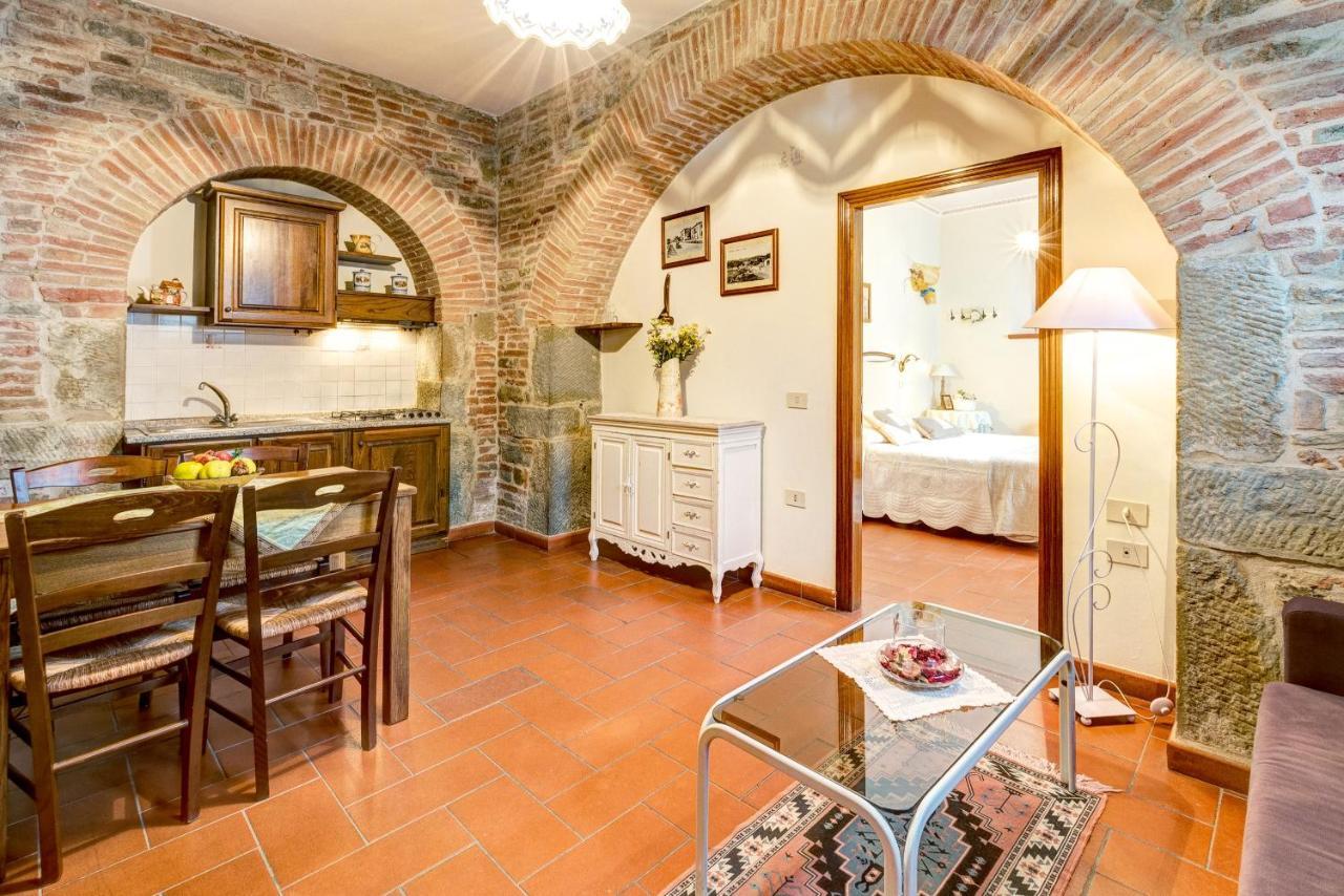 Fattoria Le Giare Agriturismo 코르토나 외부 사진